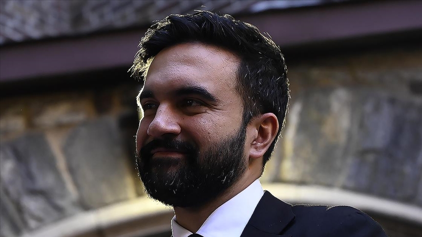 Sosyalist yükseliş dağınık ama yine de oligarşiye bir&nbsp;darbe